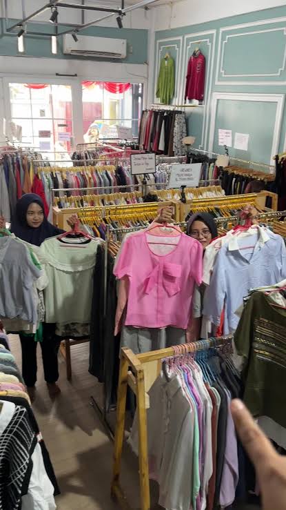 Riau Menjadi Tempat Penampungan Barang Seken Dan Selundupan