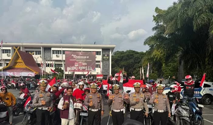 PAWAI SAFETY RIDING MERAH PUTIH.