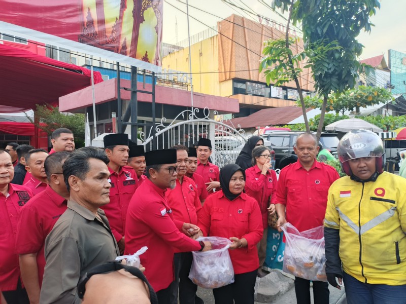 Buka Puasa Bersama DPD PDI-P Riau, Santuni Anak Yatim dan Kaum Dhuafa.