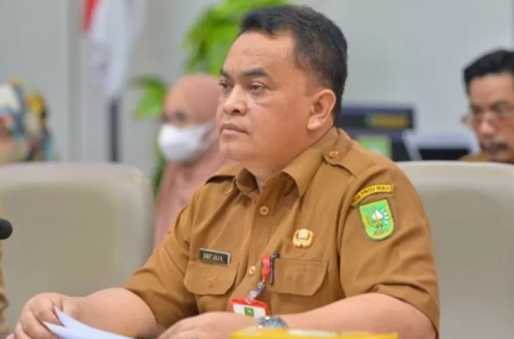 Pemerintah Provinsi (Pemprov) Riau Gelar Pelantikan Jabatan Eselon III Di Ruang Transit Kantor Gubernur Riau Anehnya Hal Itu Digelar Tertutup.